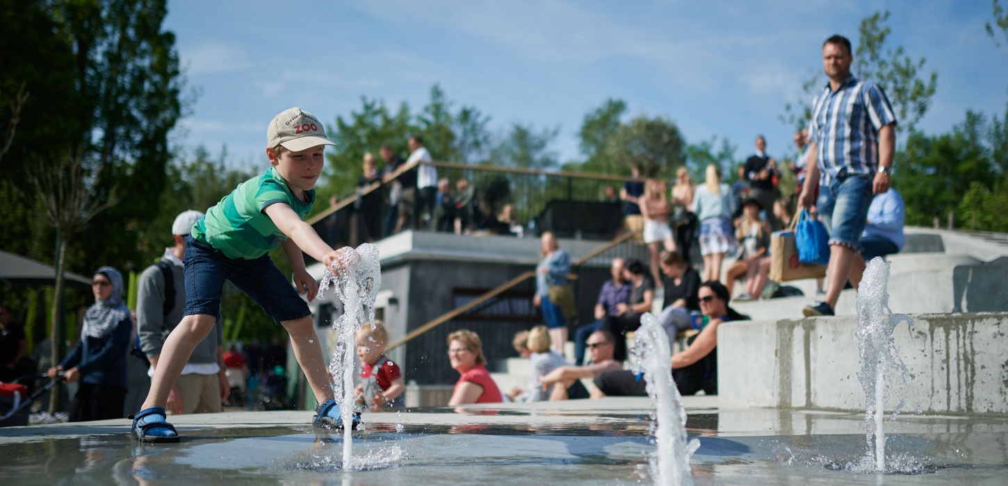 Kom Helt Taet Pa Dyrene I Odense Zoo Kom Helt Taet Pa Dyrene I Odense Zoo