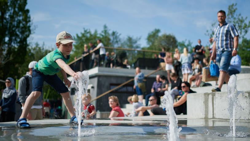 Kom Helt Taet Pa Dyrene I Odense Zoo