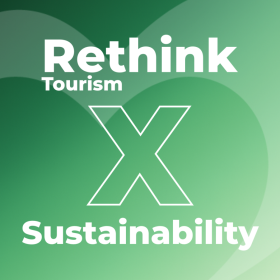 Grafik med teksten Rethink Tourism X Sustainability