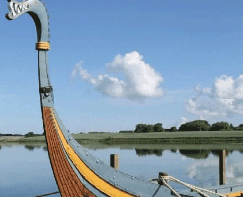 En grafik i oldnordisk stil med påskriften The rise and fall of the vikings